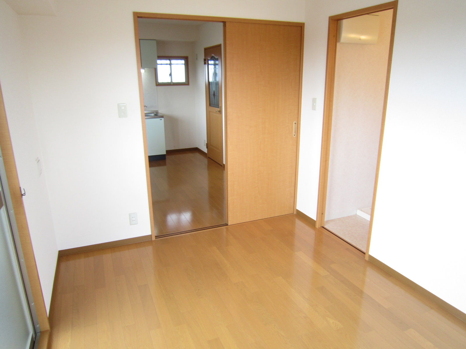 その他部屋・スペース　洋室5.8帖