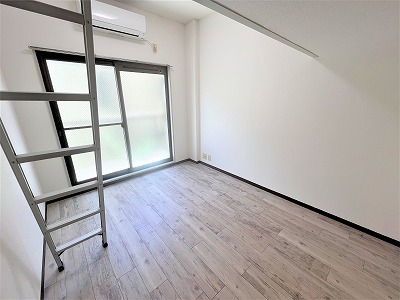 居室・リビング　※室内写真は全て類似タイプ別部屋のものです※