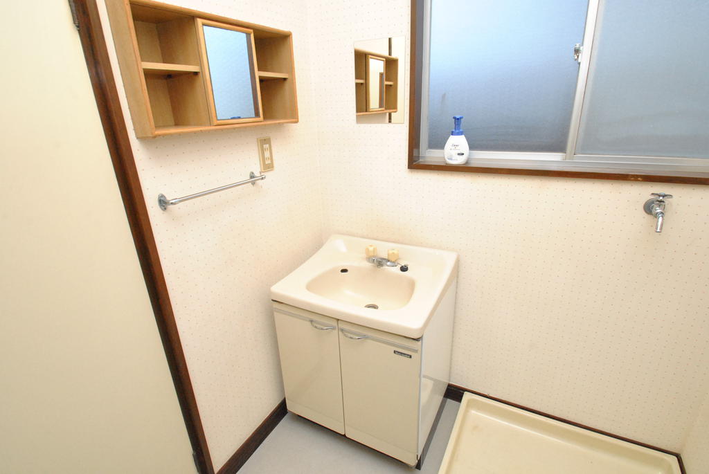 滑川町1丁目庭付戸建ての内装写真