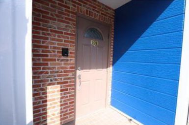 エントランス　現況優先