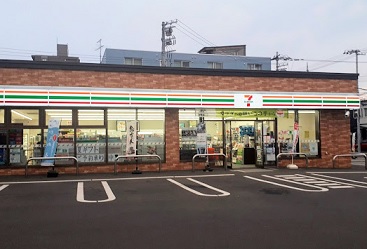 コンビニ　セブンイレブン札幌栄通7丁目店（コンビニ）まで257m