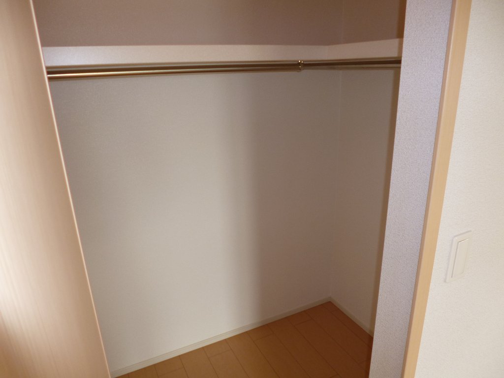 収納　ウォークインクローゼット