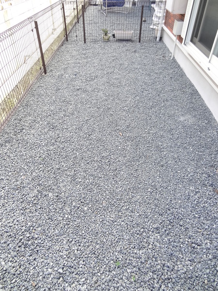 バルコニー　テラス