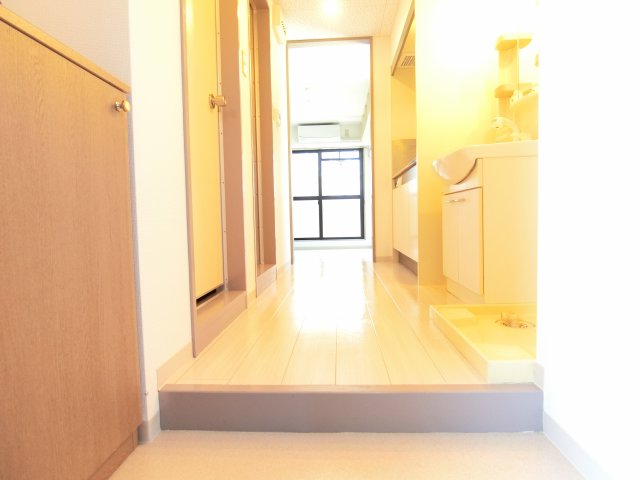 玄関　詳細は、RISUMO江坂本店→06-6155-7137まで♪