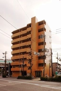 川崎市川崎区池上新町のマンションの建物外観