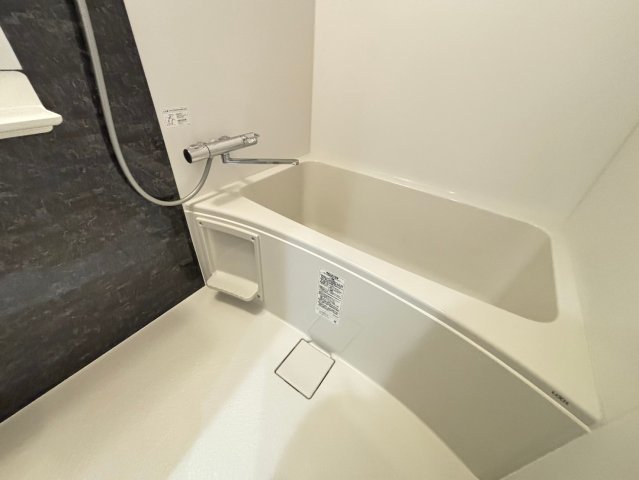 バス・シャワールーム　詳細は、RISUMO江坂本店までお問合せください♪