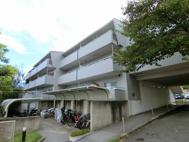 神戸市須磨区高倉町のマンションの建物外観