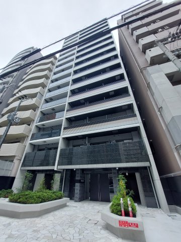 S-RESIDENCE堺筋本町Deuxの建物外観