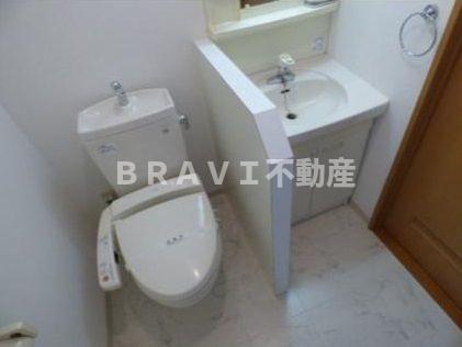 トイレ　【アーデン和泉町】トイレも気になるポイント