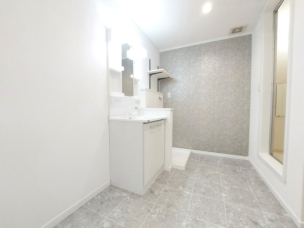 その他部屋・スペース　広くて綺麗な洗面所です！