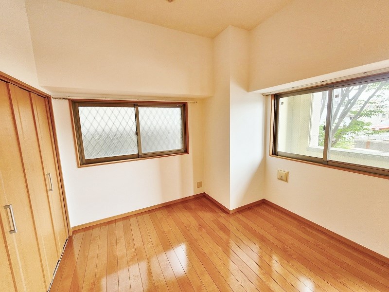 その他部屋・スペース　★洋室5.3帖★