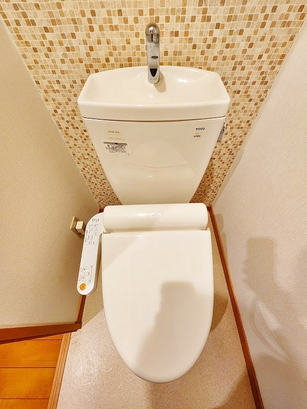 トイレ　★温水洗浄便座トイレ★