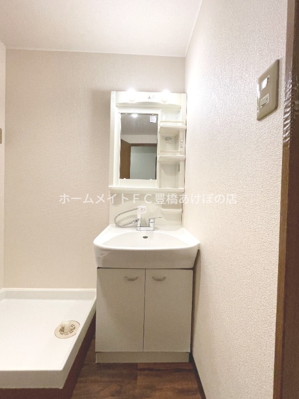 洗面設備　同型別部屋写真