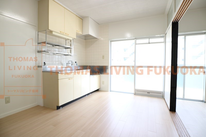 居室・リビング　写真は同型別物件・現況優先