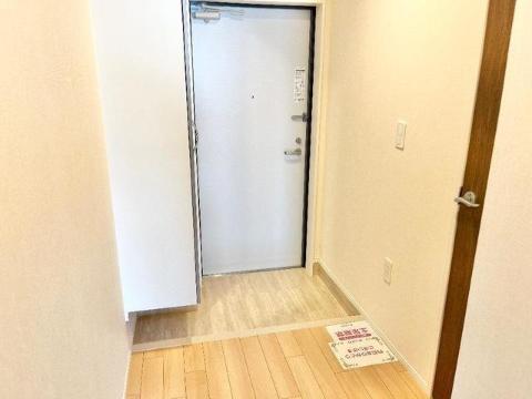 パレス・シェリール河崎　玄関　玄関（イメージ）