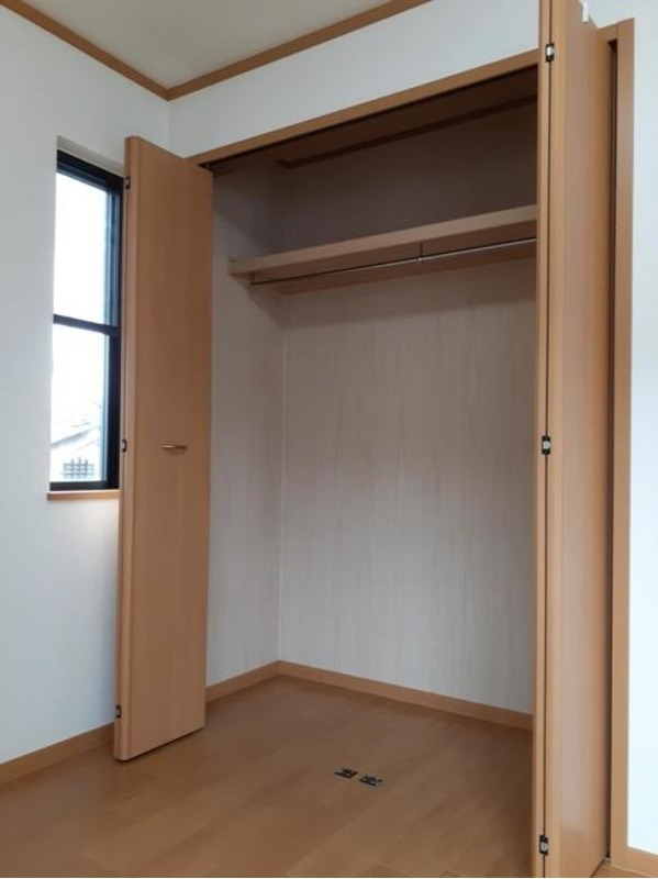 収納　図面と現状に相違がある場合には現状を優先