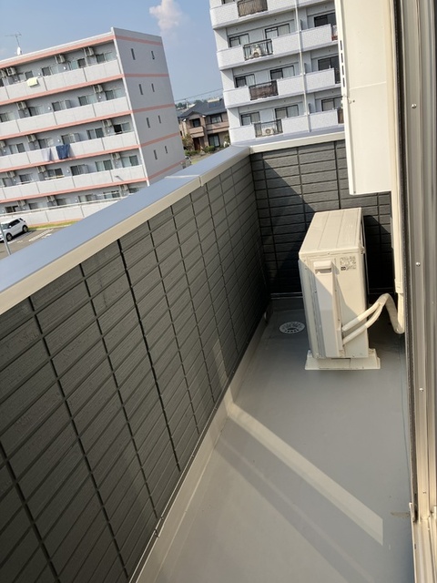 バルコニー　３０１　バルコニー
