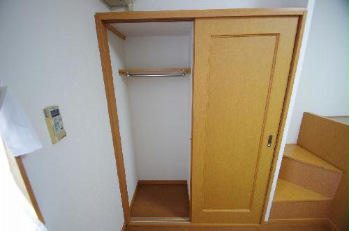 収納　クローゼット