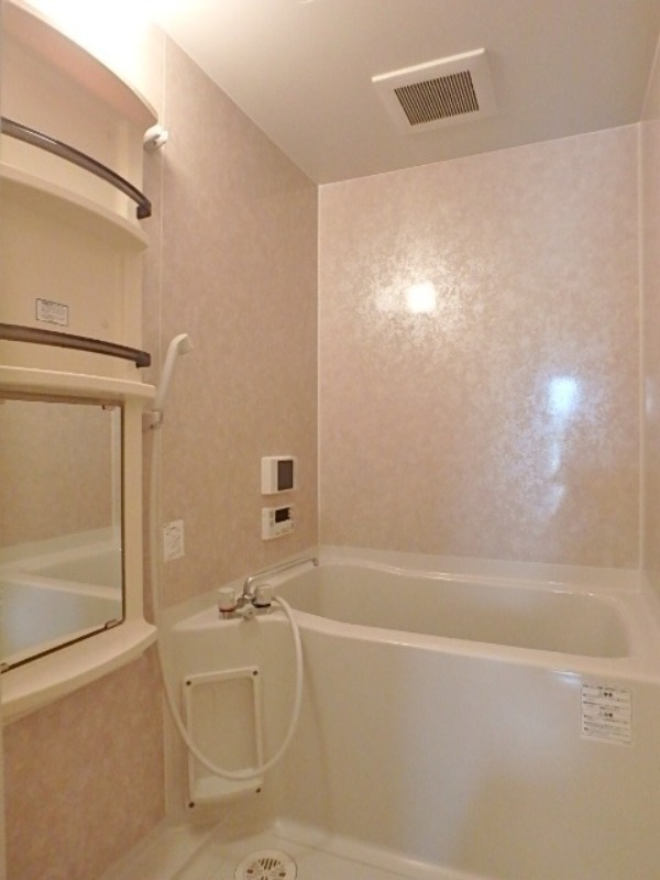 バス・シャワールーム　図面と現状に相違がある場合には現状を優先