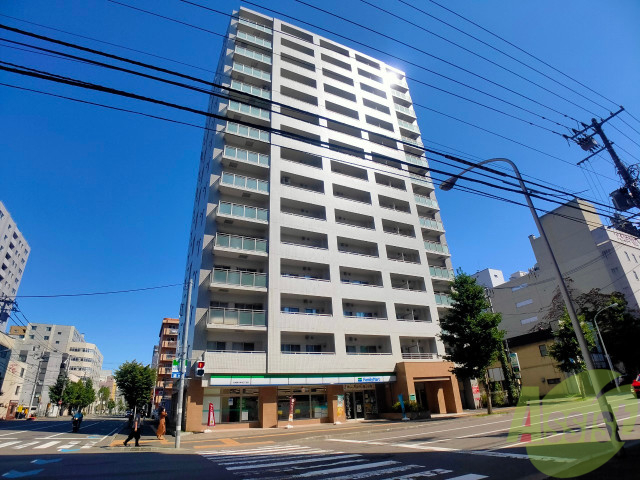 建物外観　札幌市中央区南四条東「クレジデンス札幌・南４条」