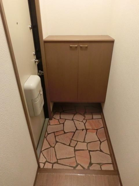玄関　靴収納付きの玄関
