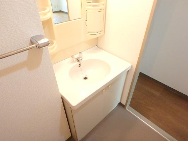 洗面設備　※他号室参照