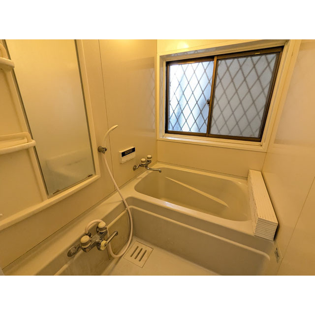 バス・シャワールーム　バス