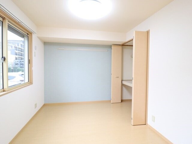 その他部屋・スペース　洋室６帖