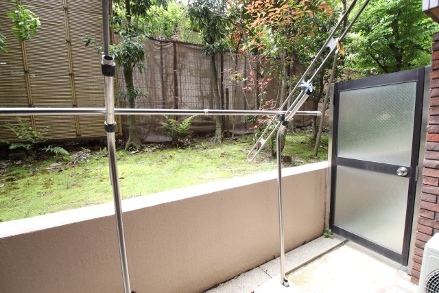 バルコニー　別室の参考写真です。※現況優先