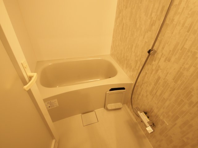 バス・シャワールーム　別室の参考写真です。※現況優先