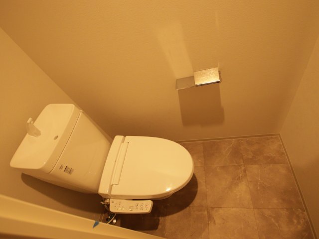 トイレ　別室の参考写真です。※現況優先