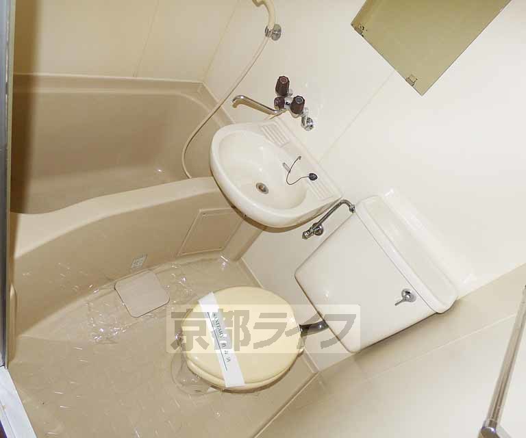 バス・シャワールーム　綺麗なユニットバスです。