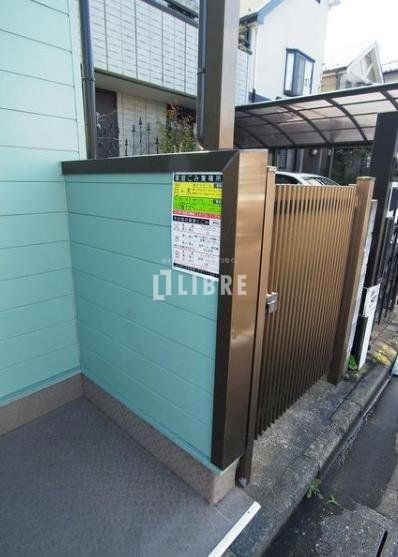 エントランス　バルコニー