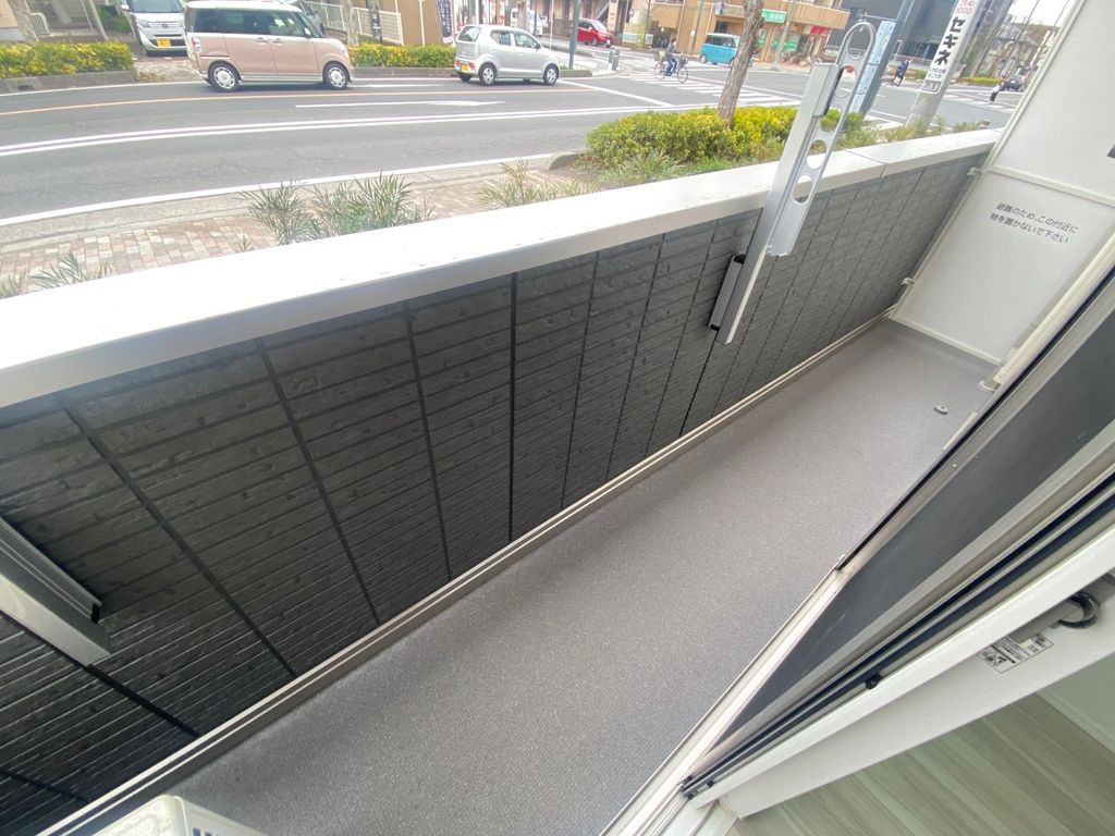 バルコニー　バルコニー