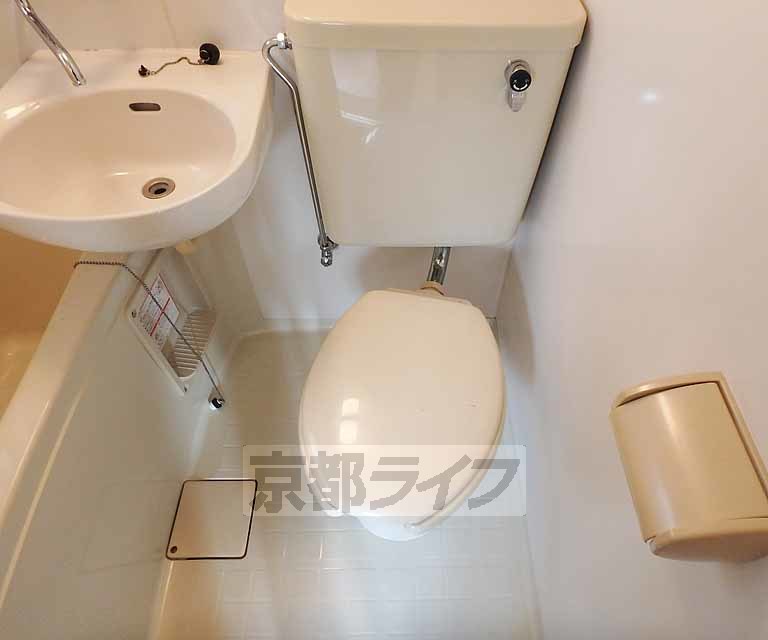 トイレ　機能的なユニットタイプです