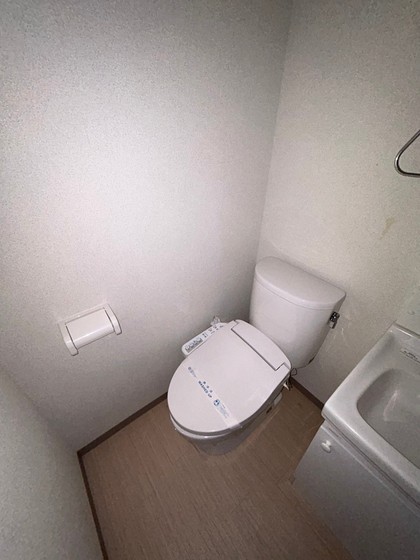 トイレ　※別部屋の写真です