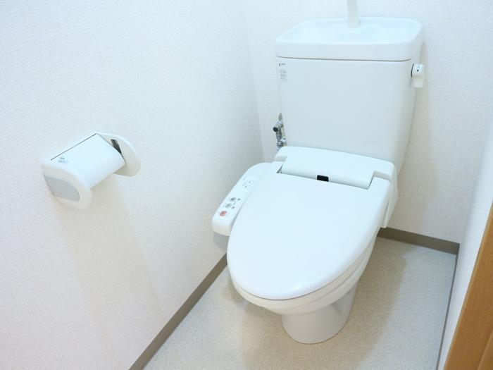 トイレ　シャワートイレ