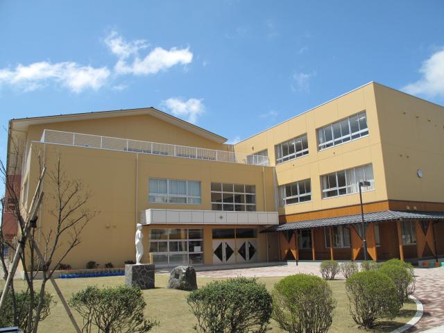 小学校　燕南小学校（小学校）まで600m