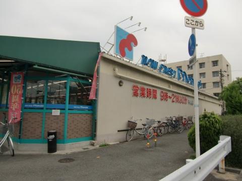 　万代平田店（その他　745m）