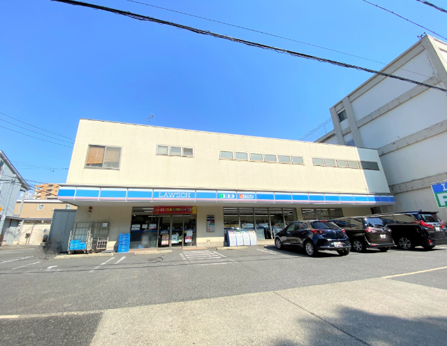 コンビニ　ローソン吹上公園前店（コンビニ）まで112m