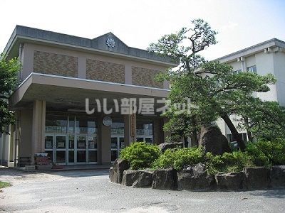 小学校　住吉小学校（小学校）まで4104m