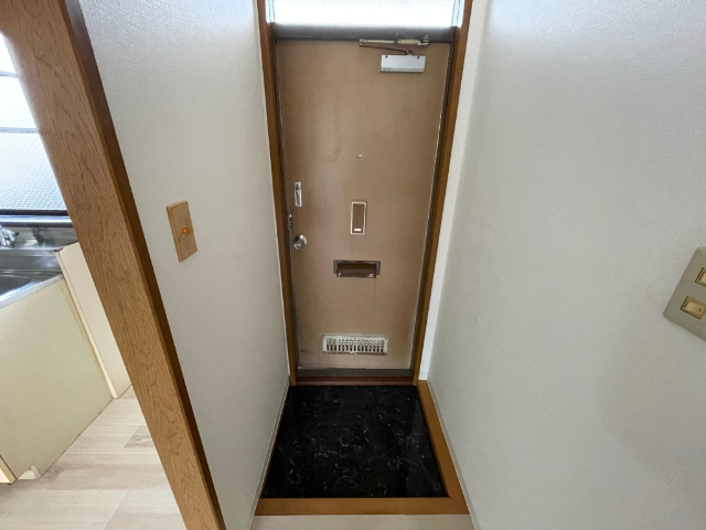 その他設備　エアコン１基付いています