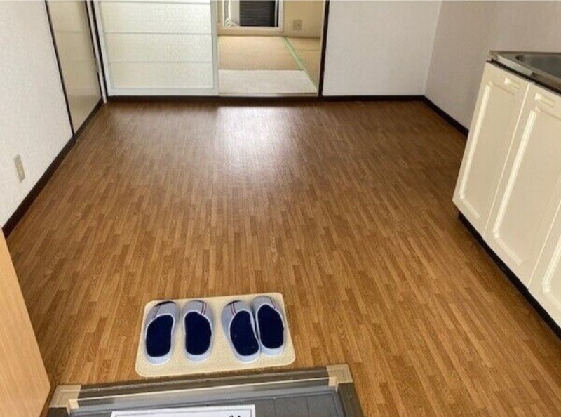 玄関　図面と現状に相違がある場合には現状を優先