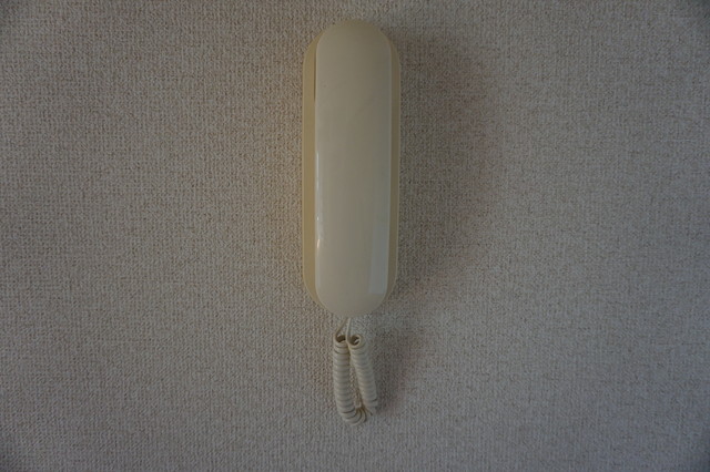 セキュリティ　来客時に便利なインターホン付です☆