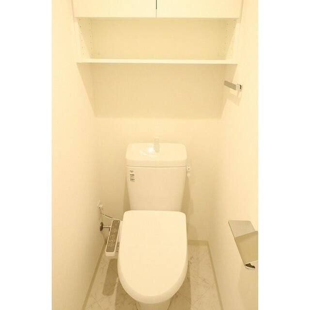 トイレ　落ち着いたトイレです