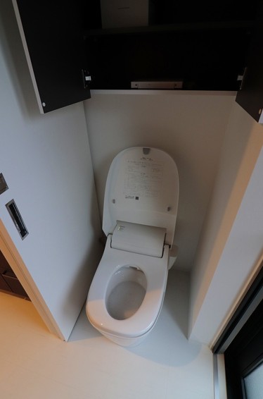 トイレ　※同物件、別部屋になります。