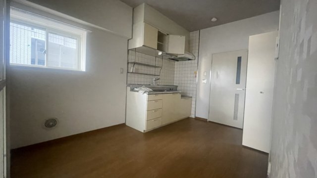 居室・リビング　同物件別号室の写真です。