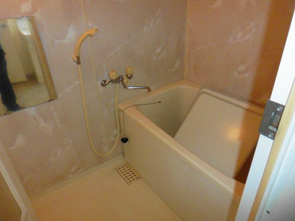 バス・シャワールーム　302参考写真