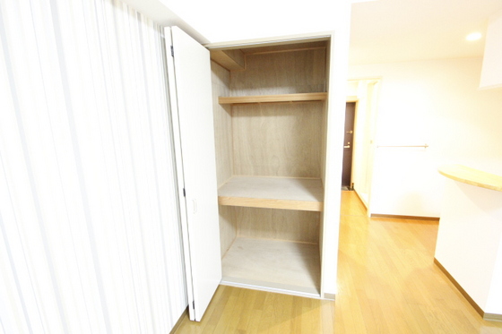 収納　※別部屋の写真です
