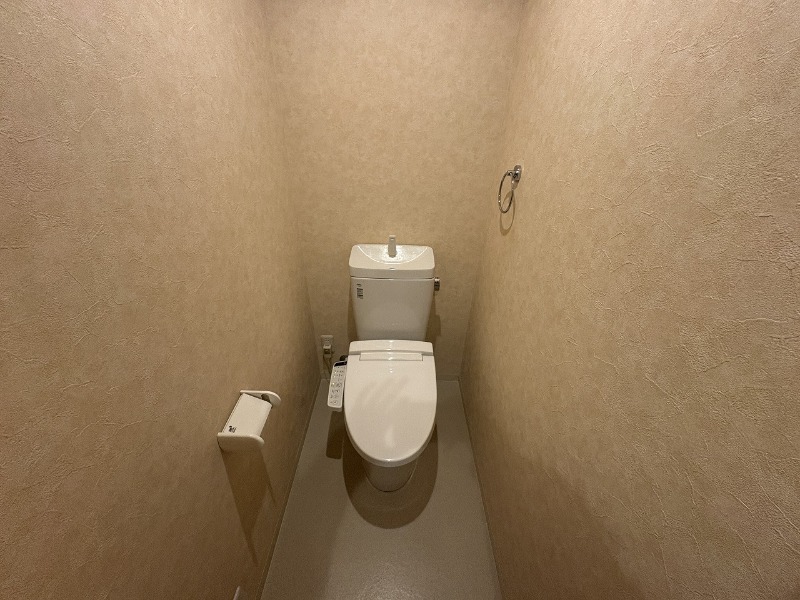 トイレ　ウォシュレット！